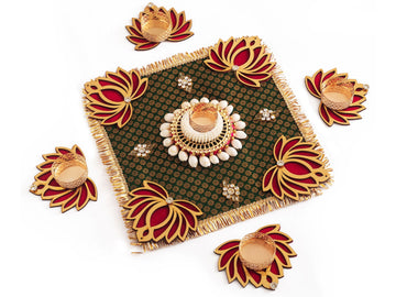 SQUARE BROCADE RANGOLI